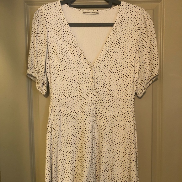 Abercrombie & Fitch - Puff Sleeve Dress - Picture 2 of 5